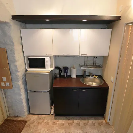 Quiet Kadriorg Street タリン