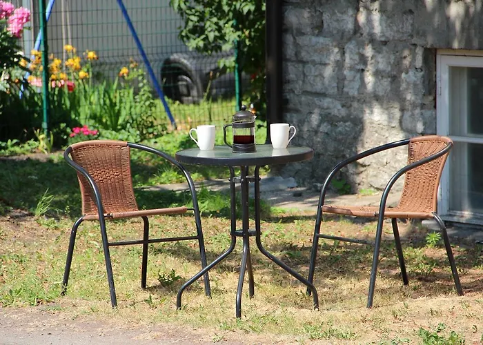 Quiet Kadriorg Street *